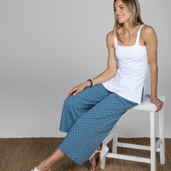 Geometric Printed Portofino Ankle Resort Pant: Summer Geo - Picture 5 of 5